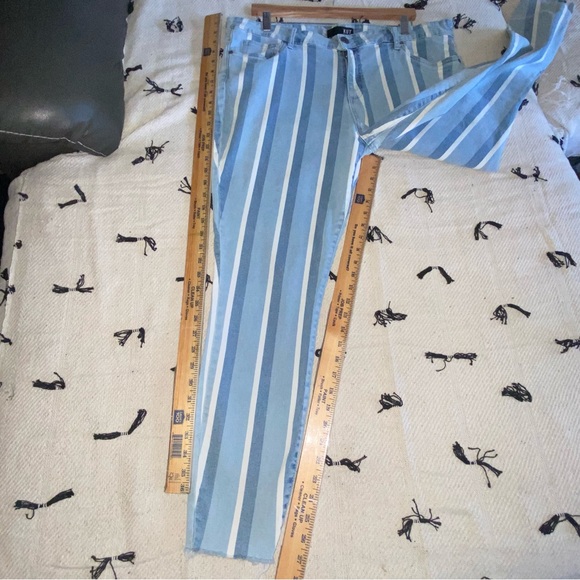 KUT From The Kloth High Rise Ankle Skinny Connie Striped Lt Wash Plus Size 18 - Picture 11 of 16